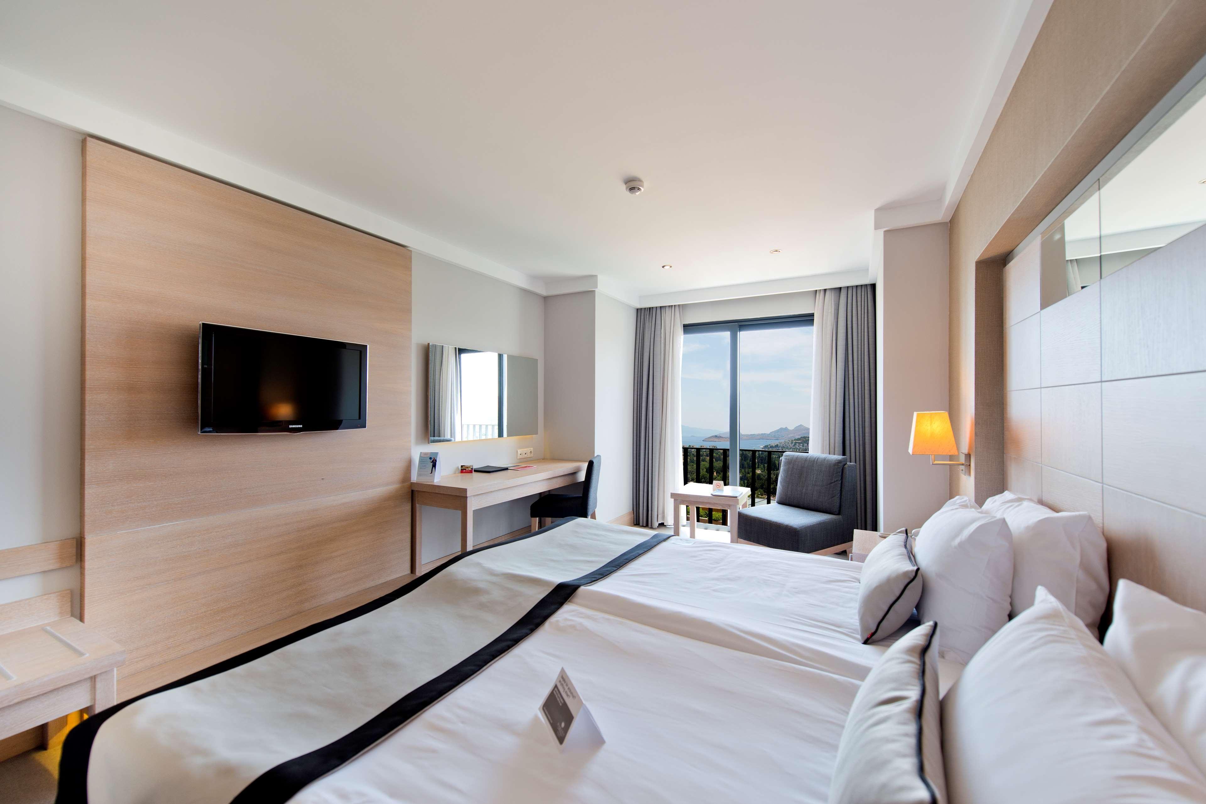 Ramada Resort By Wyndham Bodrum Bitez Eksteriør billede
