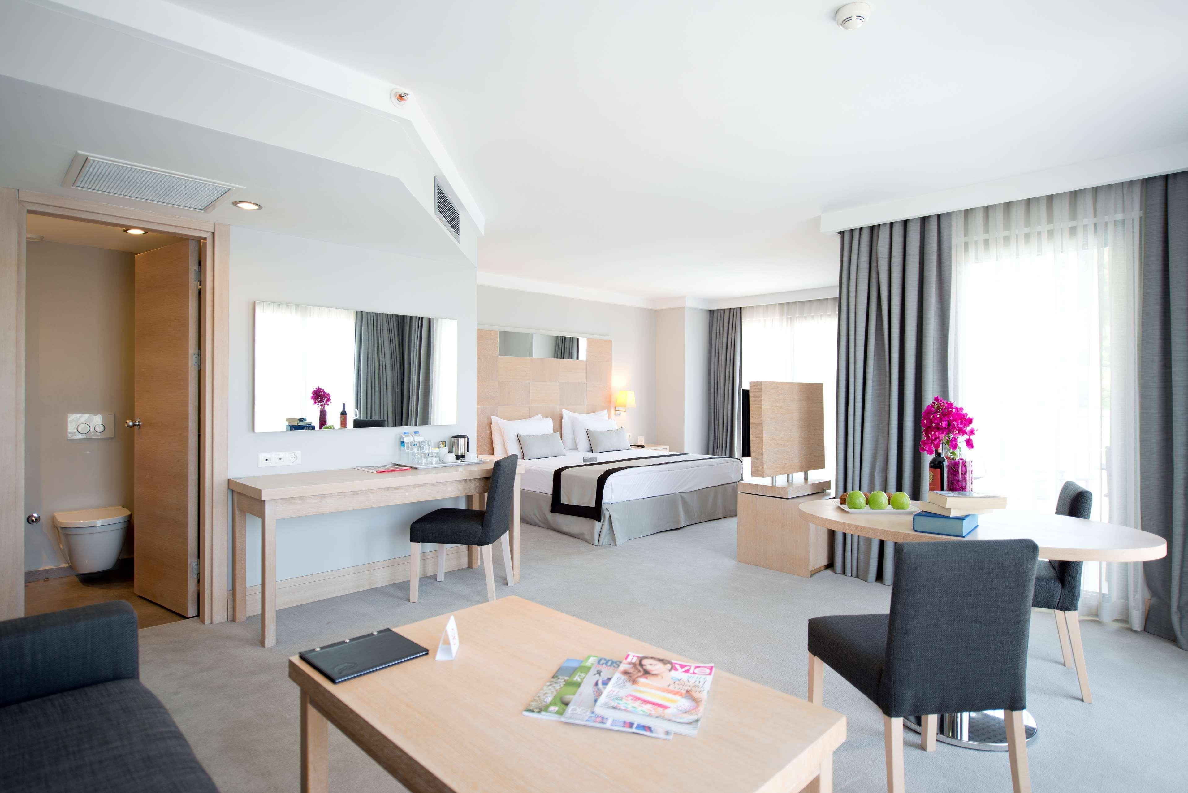 Ramada Resort By Wyndham Bodrum Bitez Eksteriør billede