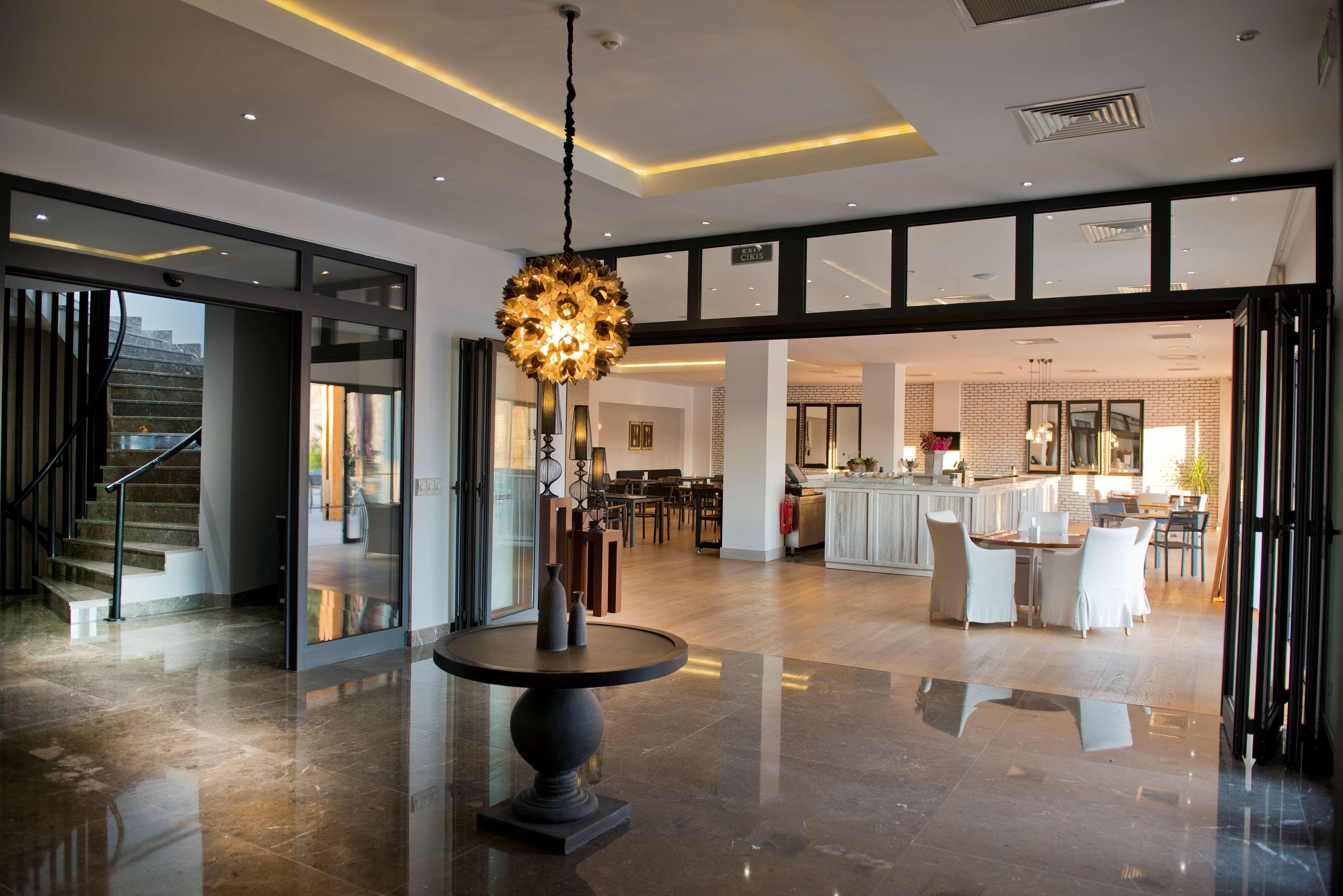 Ramada Resort By Wyndham Bodrum Bitez Eksteriør billede