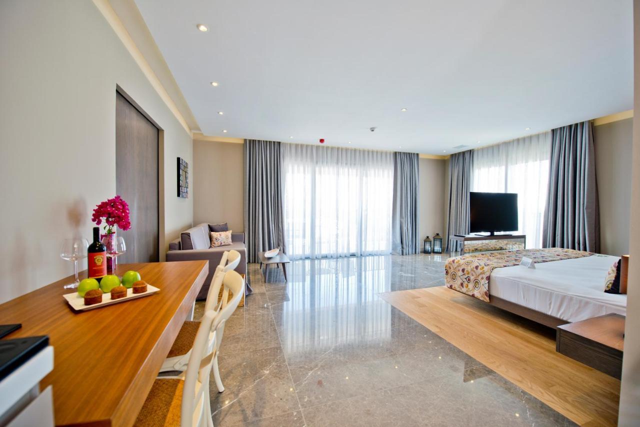 Ramada Resort By Wyndham Bodrum Bitez Eksteriør billede